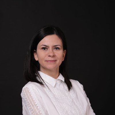 Portrait of Dr Anna Potysz